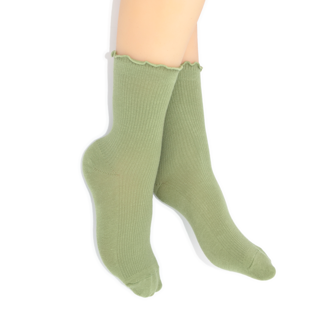 Lettuce Ruffle Top Quarter Crew Socks - Green