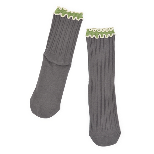 Ribbed Lettuce Edge Quarter Crew Socks - Dark Grey