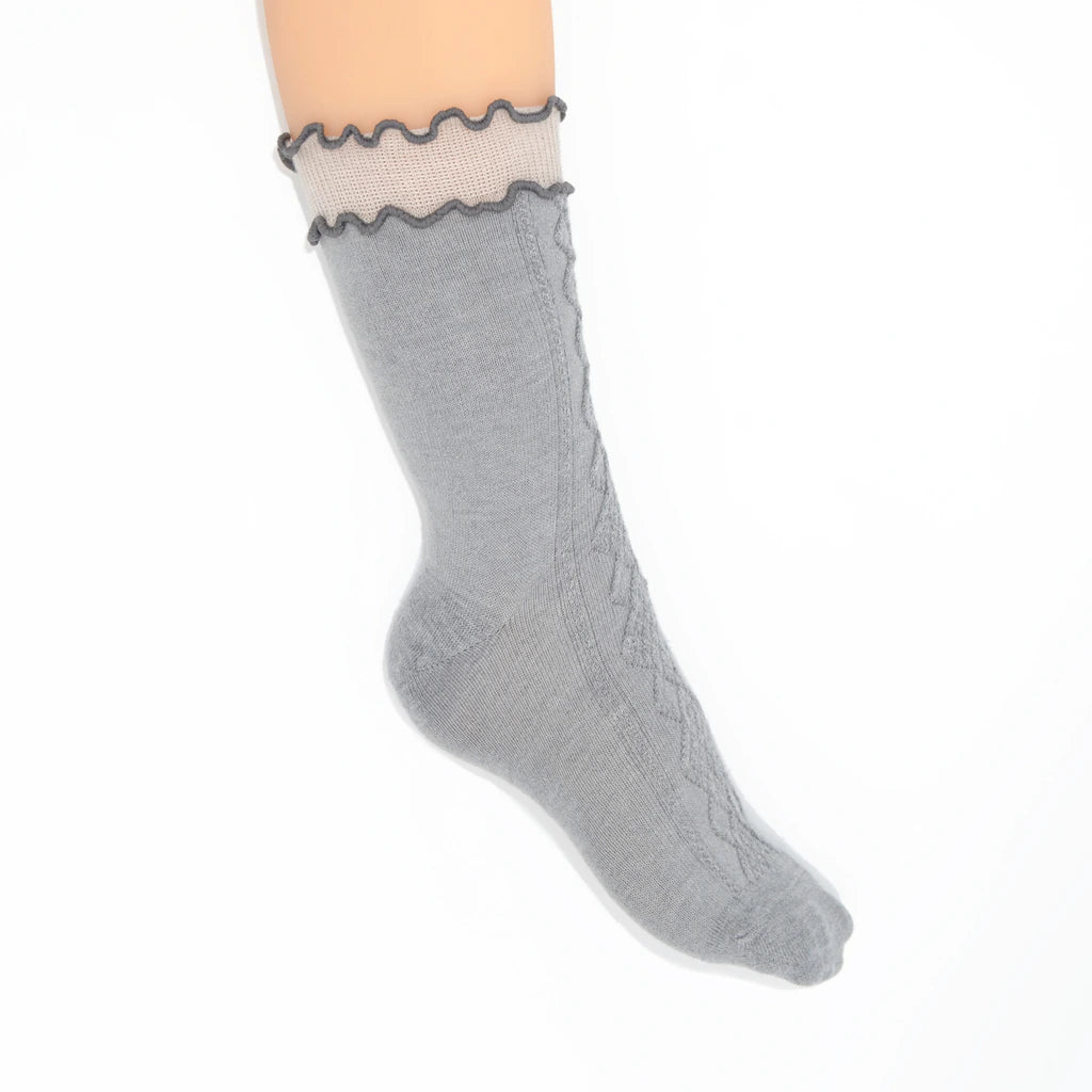 Alice Cable Knit Lettuce Quarter Crew - Grey