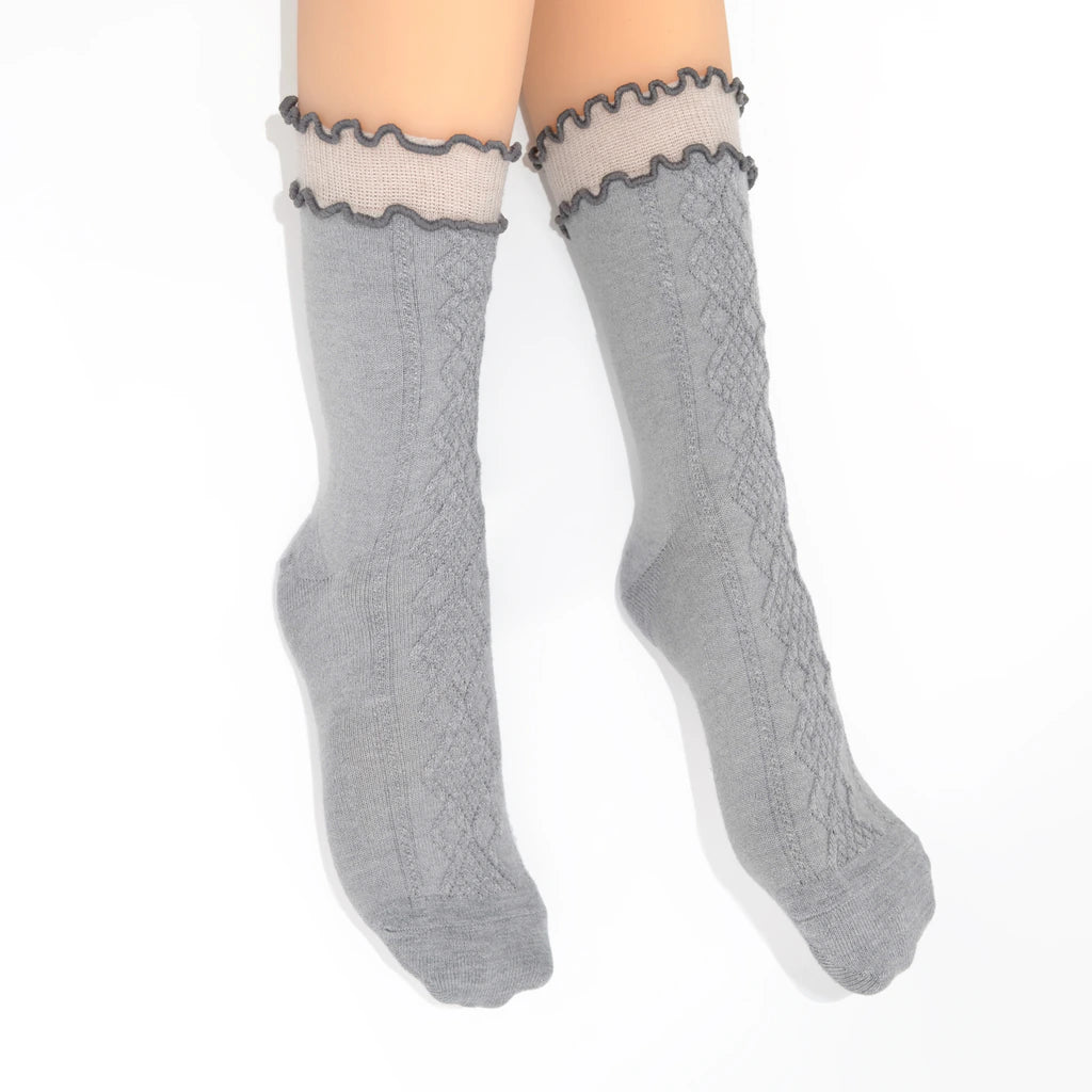 Alice Cable Knit Lettuce Quarter Crew - Grey