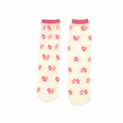 Isla sheer daisy ankle socks in fuchsia pink on cream mesh base
