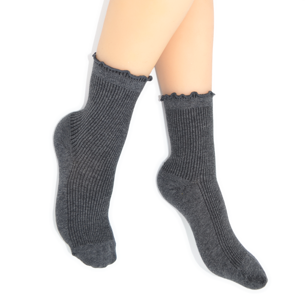 Lettuce Ruffle Top Quarter Crew Socks - Grey