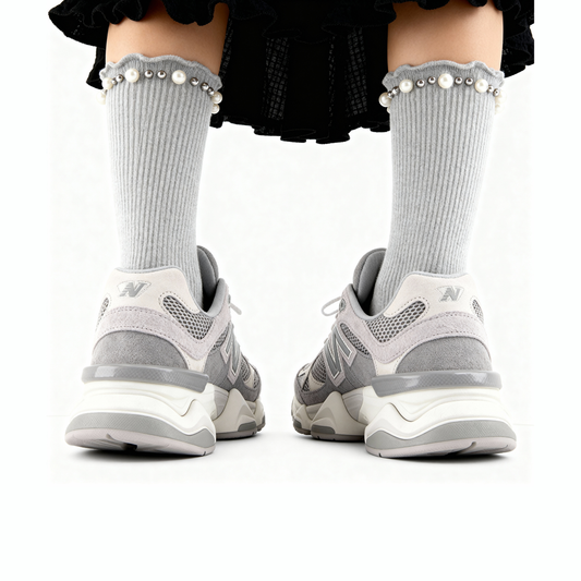 Lettuce Ruffle & Pearl Quarter Crew Socks - Grey