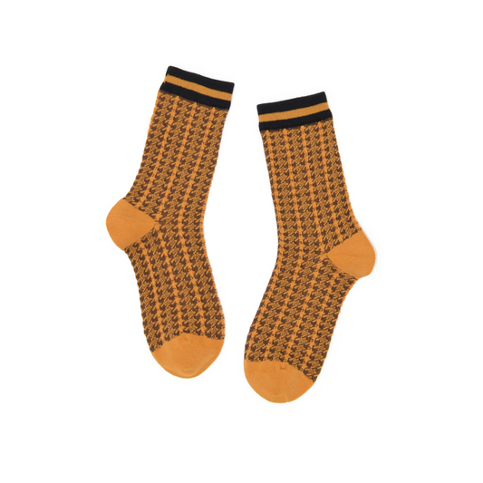 Amber Houndstooth Quarter Crew Socks