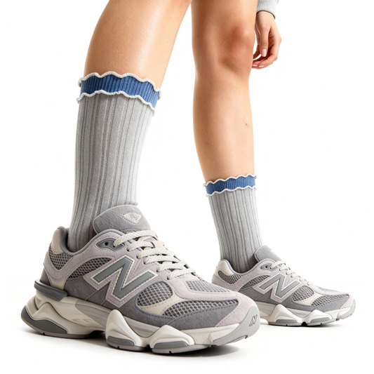 Ribbed Lettuce Edge Quarter Crew Socks - Grey