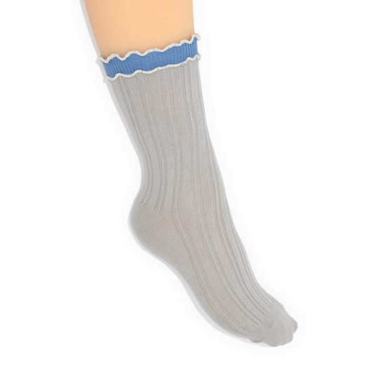 Ribbed Lettuce Edge Quarter Crew Socks - Grey